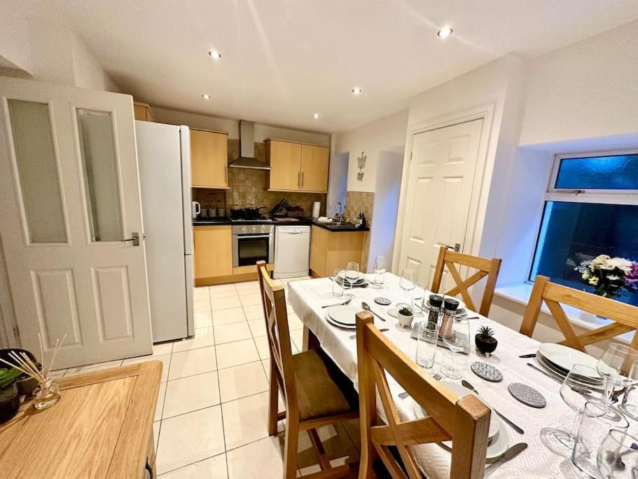 Cottage,Cinema Room,Log Burner Blaenavon Luaran gambar